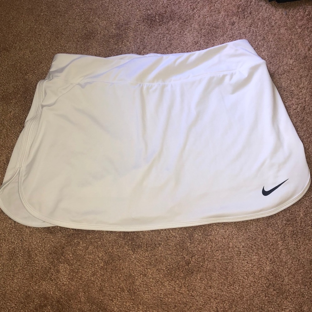 Nike tennis skirt